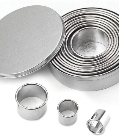 Round stainless steel cutter set